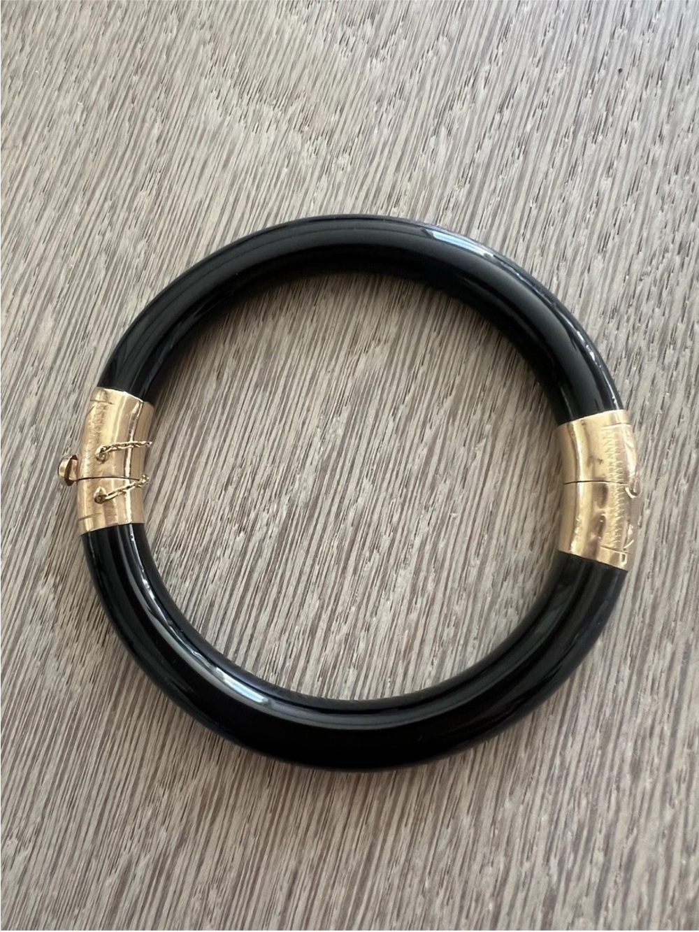 Vintage 1970’s/1980’s Hawaiian Black Jade And 14k Gold Bangle